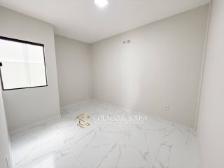 Casa em condomínio fechado com 3 quartos | Jardins da Serra | R$ 399 mil