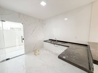 Casa em condomínio fechado com 3 quartos | Jardins da Serra | R$ 399 mil