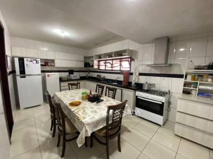 Casa grande para alugar no bairro Itararé em Campina Grande, PB