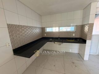 Casa Duplex a venda em condomínio fechado no bairro do Alto Branco com estrutura de lazer completa 
