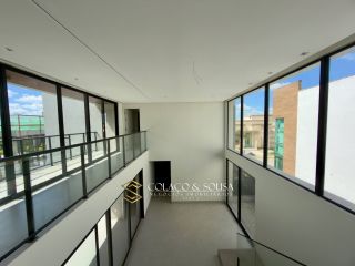 CASA NOVA A VENDA NO ALPHAVILLE MIRANTE com 04 suítes amplas e área de lazer privativa  