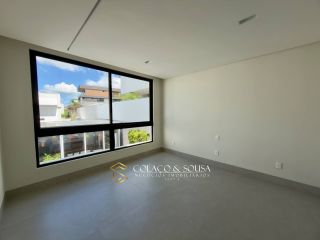 CASA NOVA A VENDA NO ALPHAVILLE MIRANTE com 04 suítes amplas e área de lazer privativa  