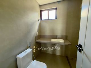 CASA NOVA A VENDA NO ALPHAVILLE MIRANTE com 04 suítes amplas e área de lazer privativa  