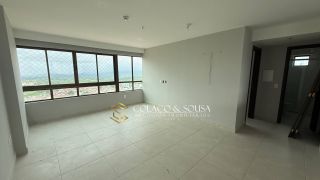 Flat com 2 quartos para Venda no Heron Marinho.