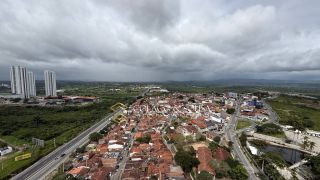 Flat com 2 quartos para Venda no Heron Marinho.