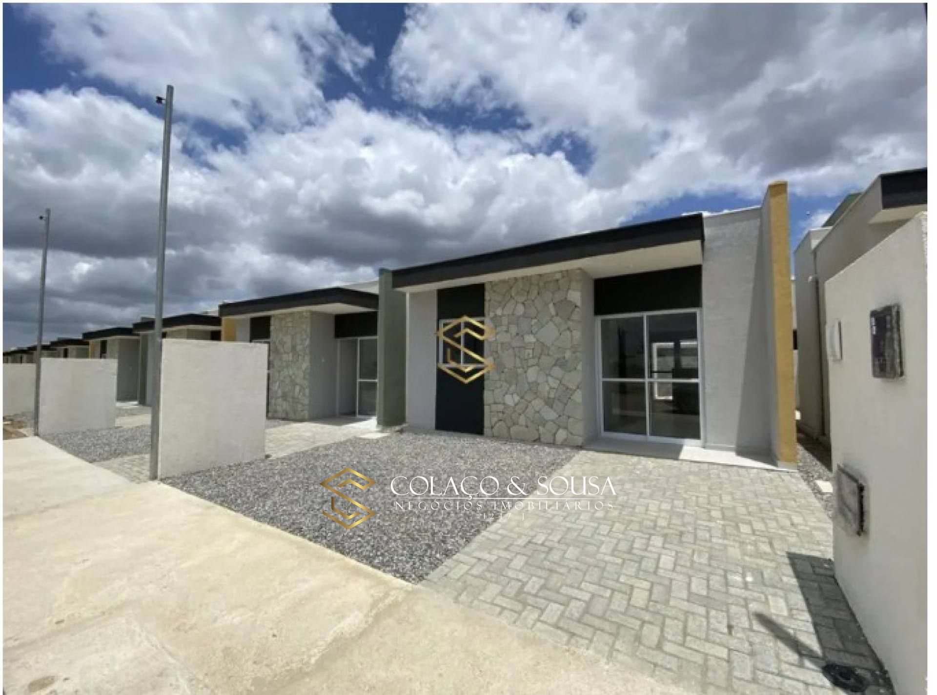 Casa com 3 quartos à venda no Village Sudoeste.