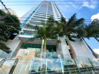APARTAMENTO COM 03 suítes e 02 vagas de garagem à venda no centro próximo ao açude Velho em Campina Grande 