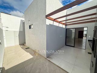 Casa pronta com 3 quartos e suíte com closet no Parkville Residence | R$ 580 mil