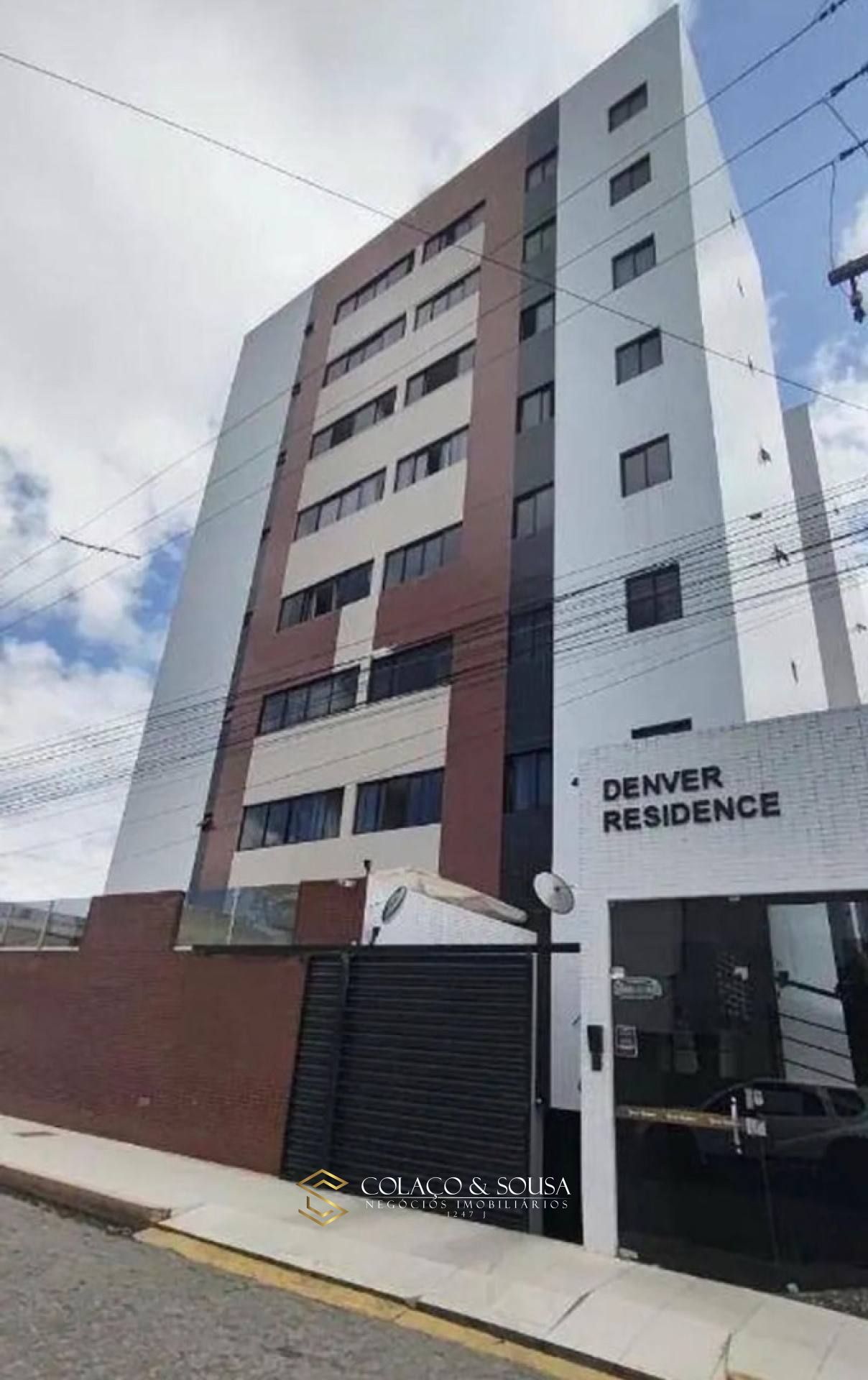 APARTAMENTO A VENDA NO BAIRRO DO CRUZEIRO 03 QUARTOS/01 SUITE COM MÓVEIS PROJETADOS DE ALTO PADRÃO