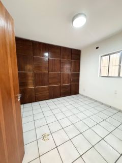 CASA PARA LOCAÇÃO NO CENTRO DE CAMPINA GRANDE IDEAL PARA RESIDÊNCIA OU PARA FINS COMERCIAIS.