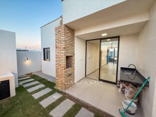 Casa pronta para morar no Village Sudoeste | 3 quartos | R$ 390 mil