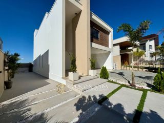 CASA PARA LOCAÇÃO NO ALPHAVILLE CAMPINA GRANDE 03 SUITES / 01 COM BANHEIRA DE HIDROMASSAGEM