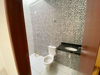 Casa de 2 quartos para venda em Campina Grande - PB.