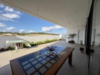 CASA PRONTA À VENDA NO SIERRA ECO RESORT EM CAMPINA GRANDE/ 05 SUÍTES