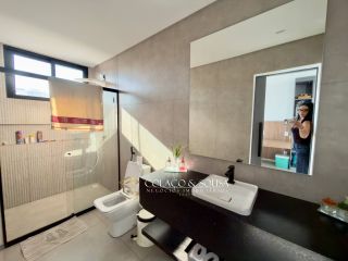 CASA PRONTA À VENDA NO SIERRA ECO RESORT EM CAMPINA GRANDE/ 05 SUÍTES
