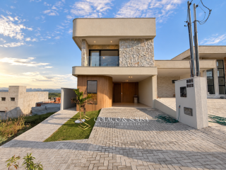 DUPLEX COM 4 DORMITÓRIOS E 160m² NO SKYVILLE RESIDENCE