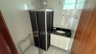 APARTAMENTO DE 2 QUARTOS À VENDA NO CATOLÉ COM VARANDA.