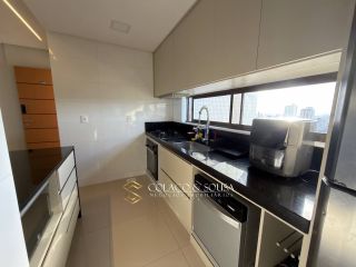 Apartamento a Venda com 3 Quartos no Paraíso Eco Resort