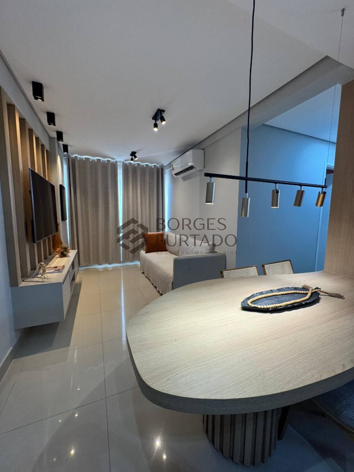 Carnaúba Palace - Apartamento Para Vender com 03 quartos 01 suítes no bairro Noivos em Teresina