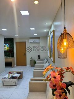 Sala Empresarial de Alto Padrão à Venda no Shopping Rio Poty | Estrutura Completa e Pronta para Uso