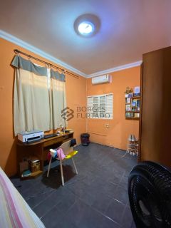 Casa Térrea à Venda na Zona Sul de Teresina – 5 Quartos, 500m² e Espaço de Sobra para sua Família