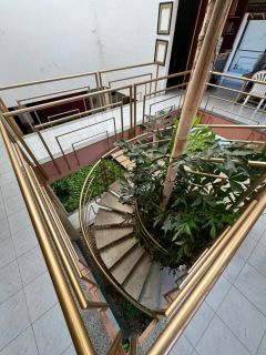 Casa Duplex de Luxo com 5 Suítes, Jardim Interno e Claraboia | 600 m² Construídos | Arquitetura Exclusiva