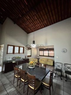 CASA PARA ALUGUEL NO BAIRRO SÃO JOÃO | ESPAÇO, CONFORTO E EXCELENTE LOCALIZAÇÃO