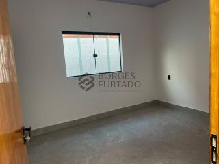 Casa de Alto Padrão à Venda no Bairro Uruguai, Zona Leste de Teresina – 3 Suítes, Piscina e Acabamento Sofisticado