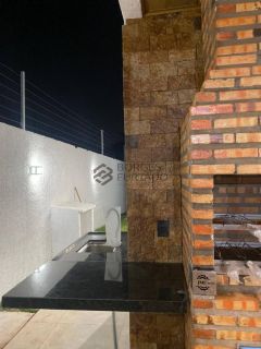 Casa de Alto Padrão à Venda no Bairro Uruguai, Zona Leste de Teresina – 3 Suítes, Piscina e Acabamento Sofisticado