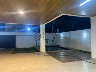 Casa de Alto Padrão à Venda no Bairro Uruguai, Zona Leste de Teresina – 3 Suítes, Piscina e Acabamento Sofisticado