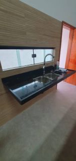 Casa de Alto Padrão à Venda no Bairro Uruguai, Zona Leste de Teresina – 3 Suítes, Piscina e Acabamento Sofisticado