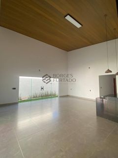 Casa de Alto Padrão à Venda no Bairro Uruguai, Zona Leste de Teresina – 187 m², 3 Suítes, Piscina e Acabamento de Luxo