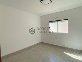 Casa de Alto Padrão à Venda no Bairro Uruguai, Zona Leste de Teresina – 187 m², 3 Suítes, Piscina e Acabamento de Luxo