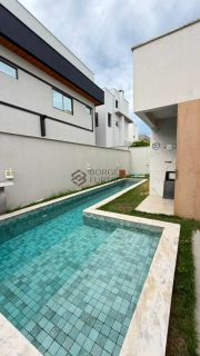 Casa Térrea de Alto Padrão à Venda no Terras Alphaville Teresina com Piscina