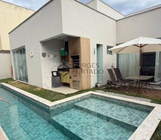 Casa Térrea de Alto Padrão à Venda no Terras Alphaville Teresina com Piscina
