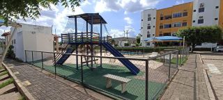 Apartamento à Venda com 3 Quartos e 2 Suítes em Condomínio Fechado