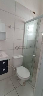 Casa de Alto Padrão com Piscina, Suítes e Espaço Gourmet à Venda