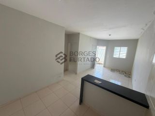 Casa à Venda no Cinturão Verde em Timon – 2 Quartos, Suíte e Garagem
