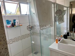 Casa Térrea de Alto Padrão à Venda no Bairro de Fátima, em Teresina – 5 Suítes