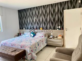 Casa Térrea de Alto Padrão à Venda no Bairro de Fátima, em Teresina – 5 Suítes