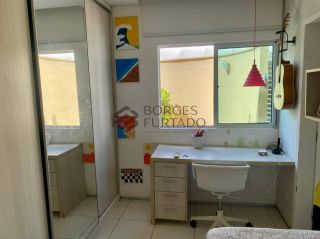 Casa Térrea de Alto Padrão à Venda no Bairro de Fátima, em Teresina – 5 Suítes