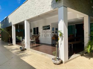 Casa Térrea de Alto Padrão à Venda no Bairro de Fátima, em Teresina – 5 Suítes
