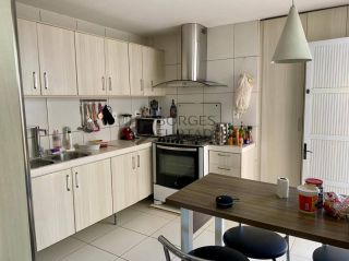 Casa Térrea de Alto Padrão à Venda no Bairro de Fátima, em Teresina – 5 Suítes