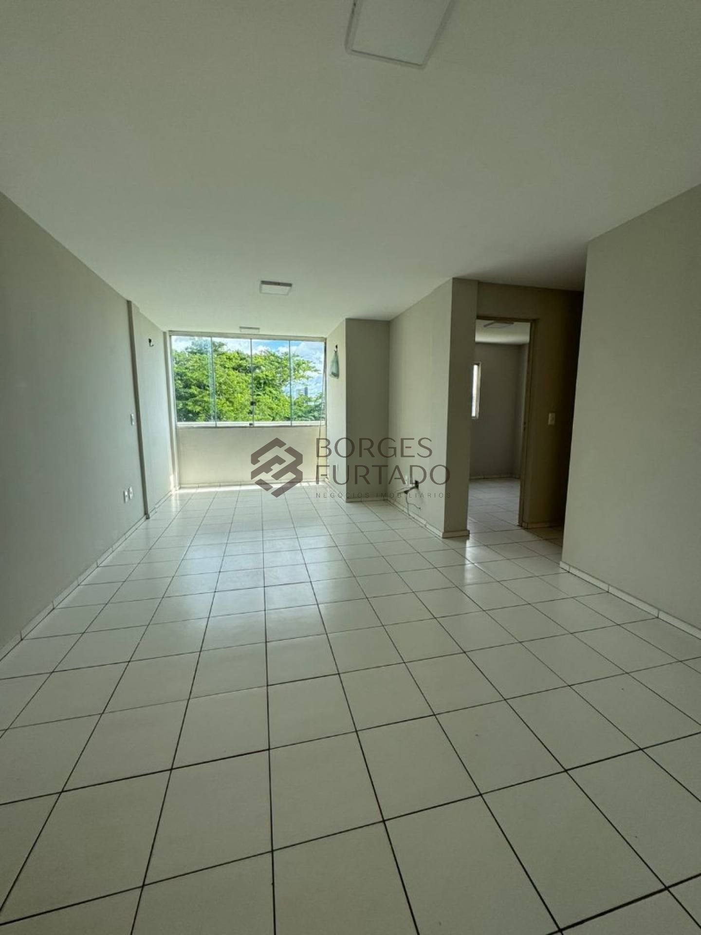 Apartamento à venda no Horto com 3 suítes e localização privilegiada