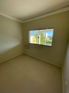 Casa de Condomínio Para Vender com 3 suítes no bairro VALE QUEM TEM em Teresina