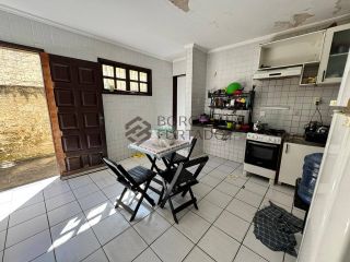 Casa Para Alugar com 5 quartos 3 suítes no bairro ININGA em Teresina