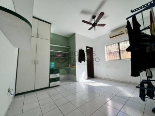 Casa Para Alugar com 5 quartos 3 suítes no bairro ININGA em Teresina