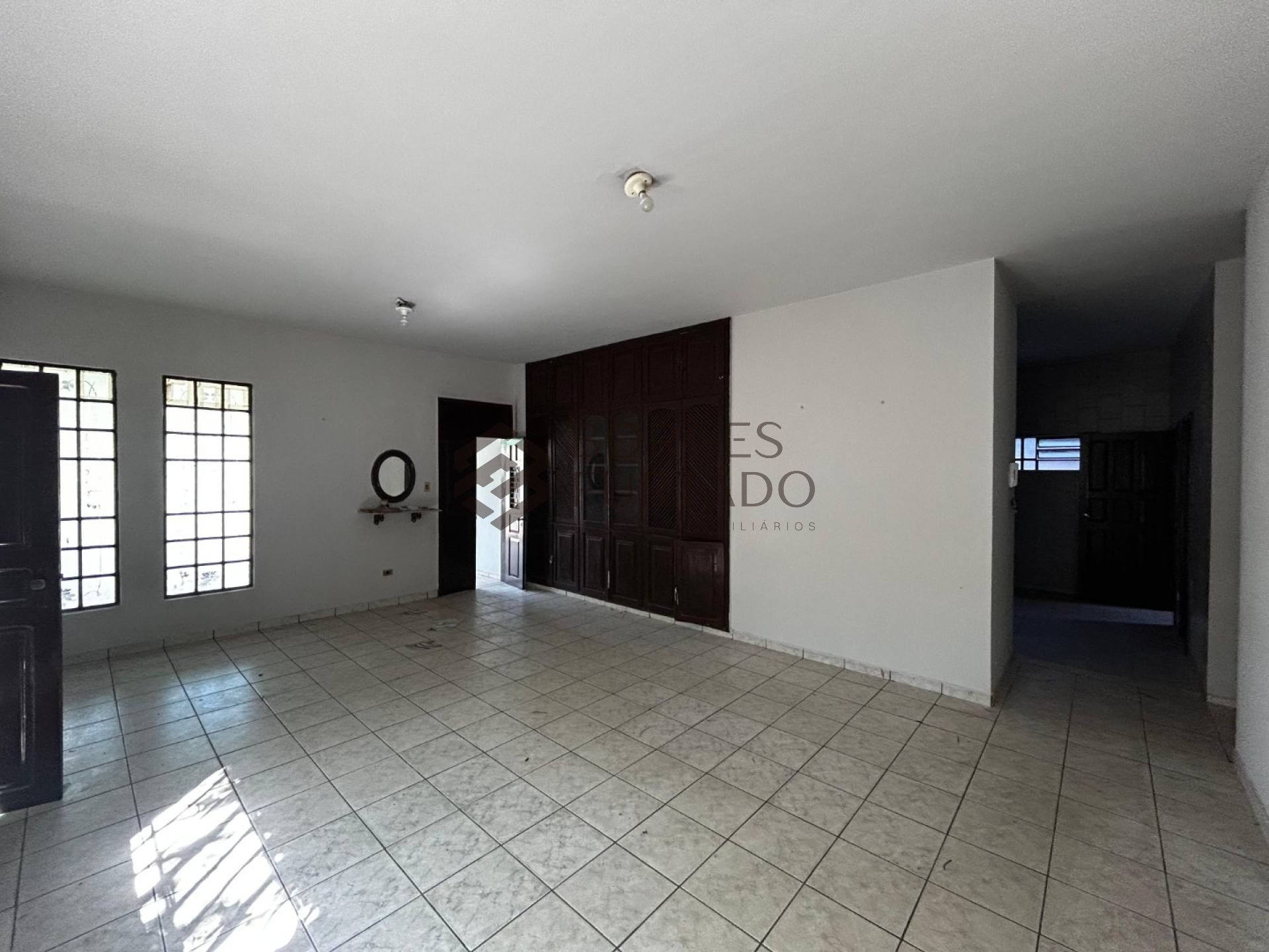 Casa Para Vender com 3 quartos sendo 1 suítes no bairro SÃO JOÃO em Teresina
