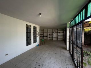 Casa Para Vender com 3 quartos sendo 1 suítes no bairro SÃO JOÃO em Teresina