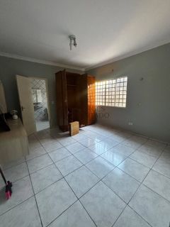 Casa Para Vender 3 suítes no bairro SANTA ISABEL em Teresina